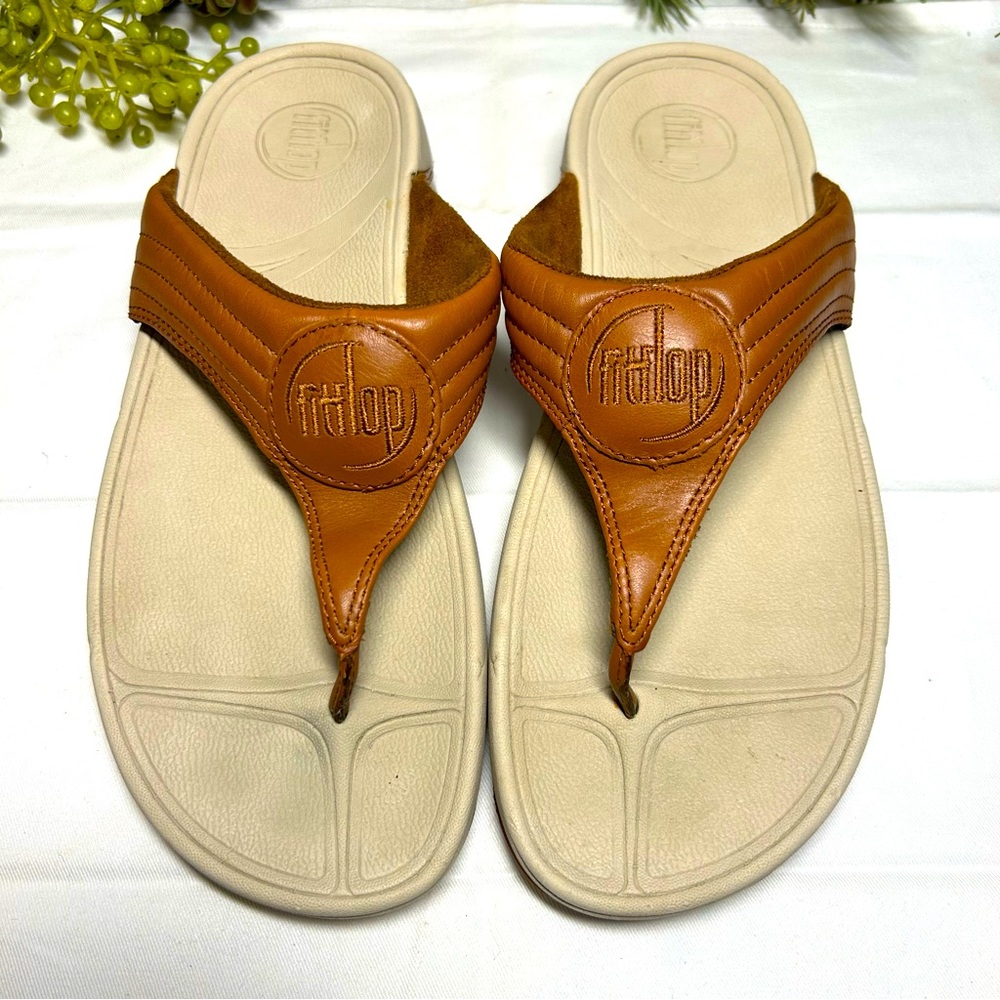 FitFlop Leather WalkStar Flip Flops Woman’s Size 9